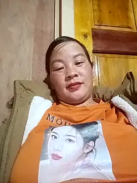 Snapshot of ningchun20 chatting on 12-16-25, 10:53 ningchun20 online show from 12-16-25, 10:53