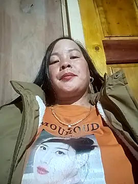 Snapshot of ningchun20 chatting on 12-19-25, 10:00 ningchun20 online show from 12-19-25, 10:00