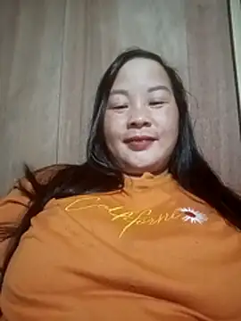 Snapshot of ningchun20 chatting on 02-10-26, 11:14 ningchun20 online show from 02-10-26, 11:14