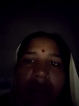 Snapshot of Hot_Seema83 chatting on 09-11-25, 12:11 Hot Seema83 online show from 09-11-25, 12:11
