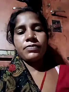 Snapshot of Hot_Seema83 chatting on 10-08-25, 12:19 Hot Seema83 online show from 10-08-25, 12:19
