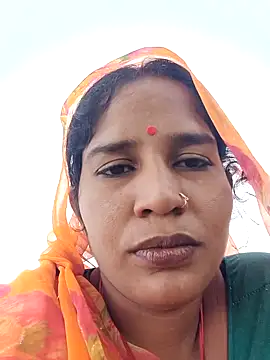 Snapshot of Hot_Seema83 chatting on 10-10-25, 08:57 Hot Seema83 online show from 10-10-25, 08:57