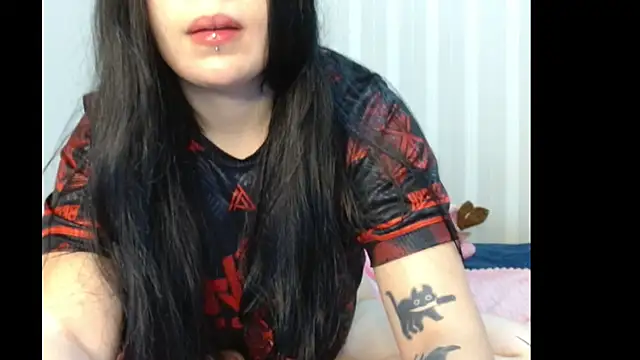 Snapshot of ingridequinti chatting on 11-02-25, 01:41 ingridequinti online show from 11-02-25, 01:41