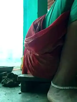 Snapshot of manish_hot473 chatting on 10-28-25, 03:43 manish hot473 online show from 10-28-25, 03:43