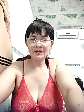 Snapshot of Ki_xxx chatting on 01-17-26, 10:09 Ki xxx online show from 01-17-26, 10:09