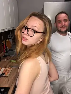 Snapshot of Amore_Mia_ chatting on 09-25-25, 09:13 Amore Mia online show from 09-25-25, 09:13