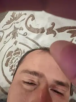 Snapshot of zurab39 chatting on 11-16-25, 06:46 zurab39 online show from 11-16-25, 06:46