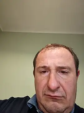 Snapshot of zurab39 chatting on 11-27-25, 12:18 zurab39 online show from 11-27-25, 12:18