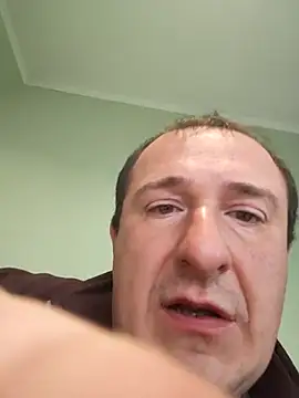 Snapshot of zurab39 chatting on 12-04-25, 08:23 zurab39 online show from 12-04-25, 08:23