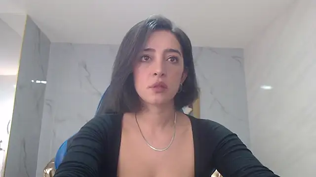 Snapshot of sara_lopez_s chatting on 01-09-26, 01:58 sara lopez s online show from 01-09-26, 01:58