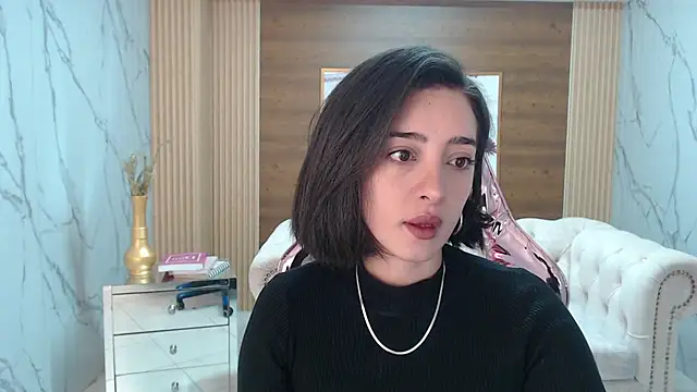 Snapshot of sara_lopez_s chatting on 01-13-26, 01:38 sara lopez s online show from 01-13-26, 01:38