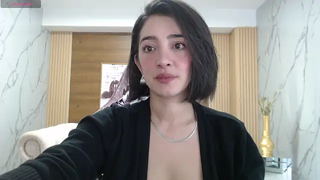 sara lopez s online show from 04-10-26, 01:49