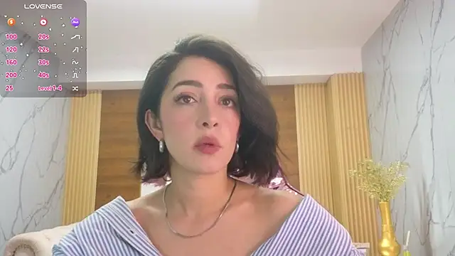 sara lopez s online show from 06-08-26, 02:17