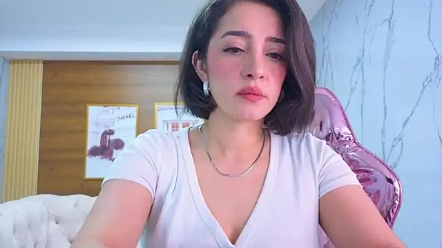 sara lopez s online show from 06-20-26, 01:47