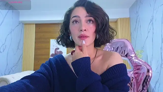 sara lopez s online show from 06-25-26, 01:37
