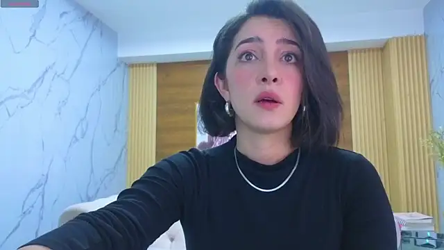 sara lopez s online show from 07-10-26, 01:58