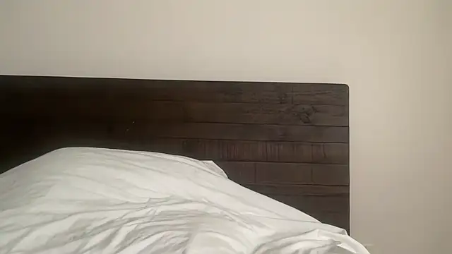 Snapshot of Tinalicious556 chatting on 10-12-25, 12:26 Tinalicious556 online show from 10-12-25, 12:26