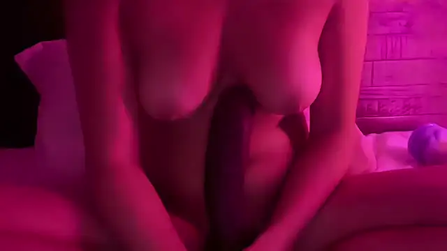 Snapshot of Tinalicious556 chatting on 12-04-25, 07:28 Tinalicious556 online show from 12-04-25, 07:28