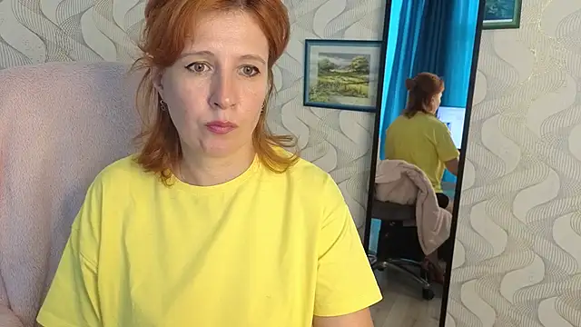 Snapshot of Elannaria chatting on 09-09-25, 03:11 Elannaria online show from 09-09-25, 03:11