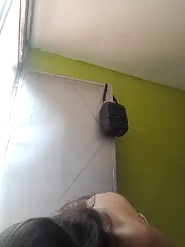 zaira spice online show from 10-04-25, 03:10