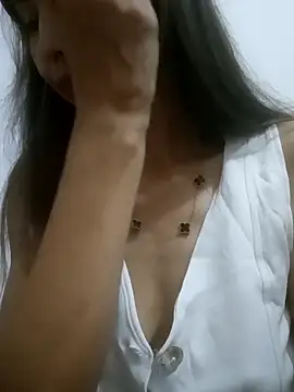 zaira spice online show from 03-10-26, 11:21