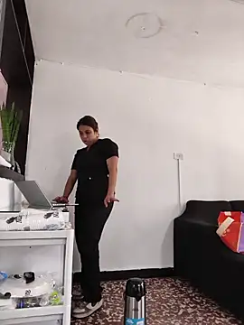 GabyMontenegro online show from 02-11-26, 05:51