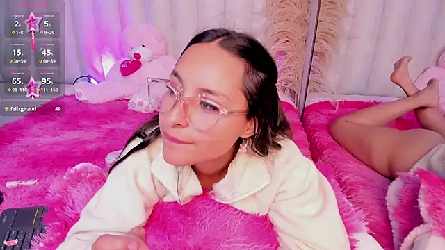 Annie  2 online show from 10-11-25, 02:26