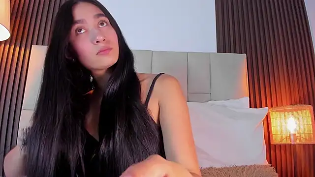 Nicolqueen  online show from 04-23-26, 11:20