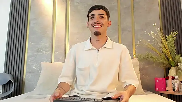 NikoStone  online show from 12-23-25, 01:14