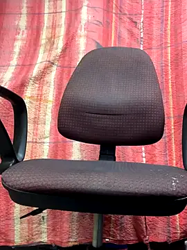 bmwe71 online show from 11-28-25, 08:17