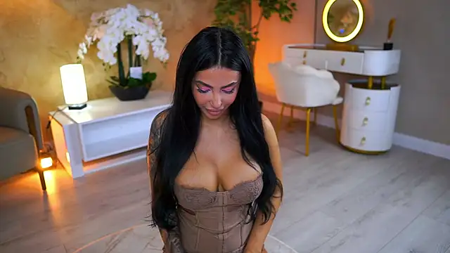 AishaaDevoe online show from 10-29-25, 07:15