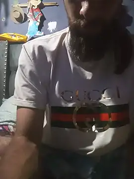 hairy mannn online show from 06-24-26, 01:37