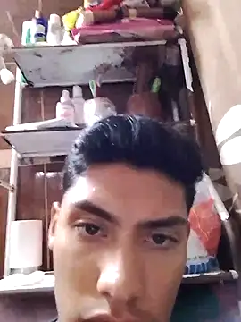 aispuro8505 online show from 10-08-25, 07:06