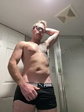 DILFiGuess11 online show from 11-17-25, 09:09