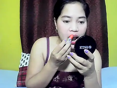 Snapshot of xmaldita18 chatting on 09-21-25, 03:46 xmaldita18 online show from 09-21-25, 03:46