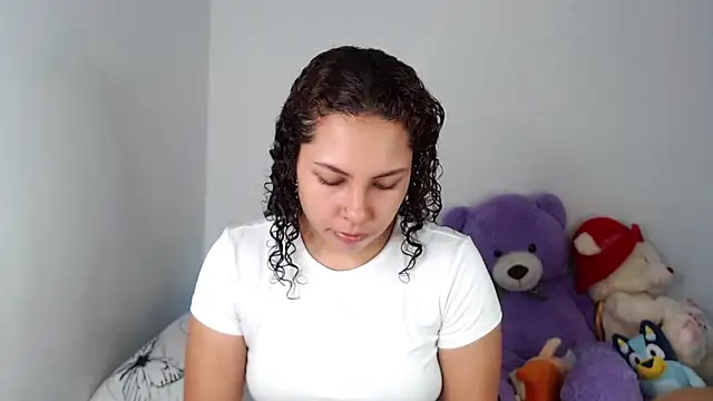 ViolettaMiller  online show from 02-11-26, 01:05