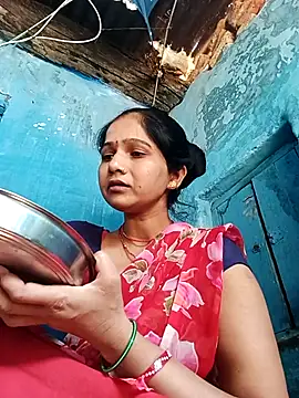 Jooli xx online show from 04-19-26, 03:28