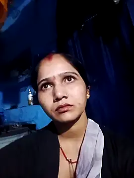 Jooli xx online show from 04-24-26, 03:25