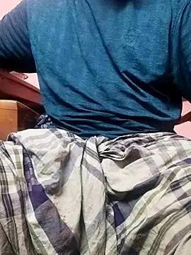 Snapshot of yourboy1794 chatting on 11-07-25, 06:52 yourboy1794 online show from 11-07-25, 06:52