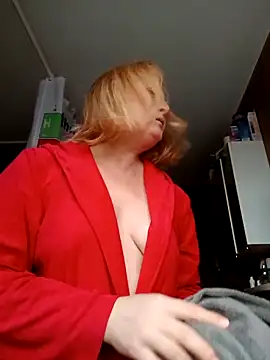 Snapshot of LiluLiluLilu chatting on 03-05-26, 08:32 LiluLiluLilu online show from 03-05-26, 08:32