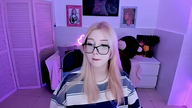 RubyBennett online show from 10-09-25, 07:01