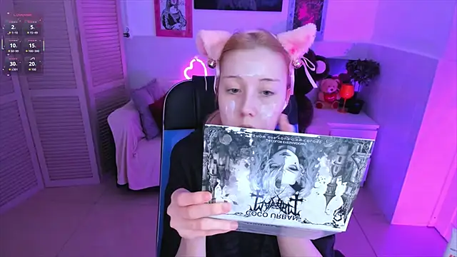 RubyBennett online show from 10-10-25, 07:02