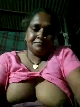 Snapshot of Ishwariya_Hatwal chatting on 09-14-25, 03:44 Ishwariya Hatwal online show from 09-14-25, 03:44