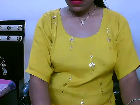 Snapshot of Lalita_thakur chatting on 09-10-25, 05:46 Lalita thakur online show from 09-10-25, 05:46