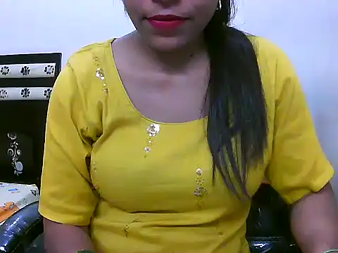 Snapshot of Lalita_thakur chatting on 09-16-25, 05:25 Lalita thakur online show from 09-16-25, 05:25