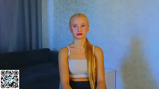Snapshot of NaughtySeraphine chatting on 09-23-25, 06:16 NaughtySeraphine online show from 09-23-25, 06:16