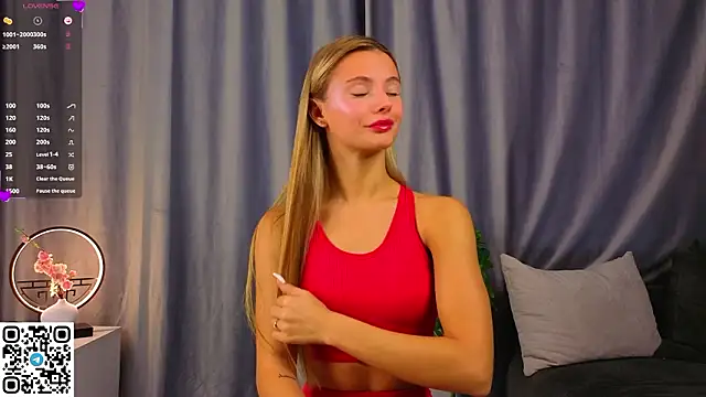 Snapshot of NaughtySeraphine chatting on 02-10-26, 05:11 NaughtySeraphine online show from 02-10-26, 05:11
