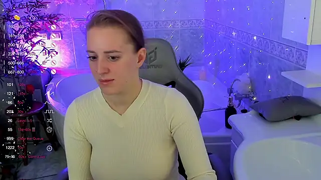 Alice Cire online show from 03-11-26, 01:55