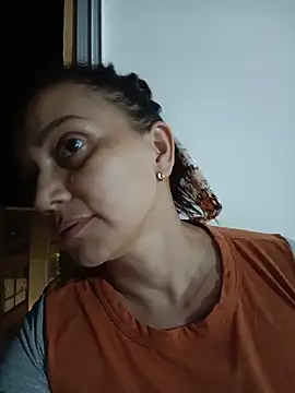Snapshot of Amanda39 chatting on 06-14-26, 02:24 Amanda39 online show from 06-14-26, 02:24