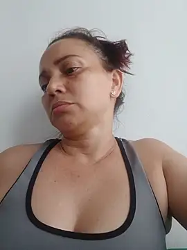 Snapshot of Amanda39 chatting on 07-20-26, 10:01 Amanda39 online show from 07-20-26, 10:01